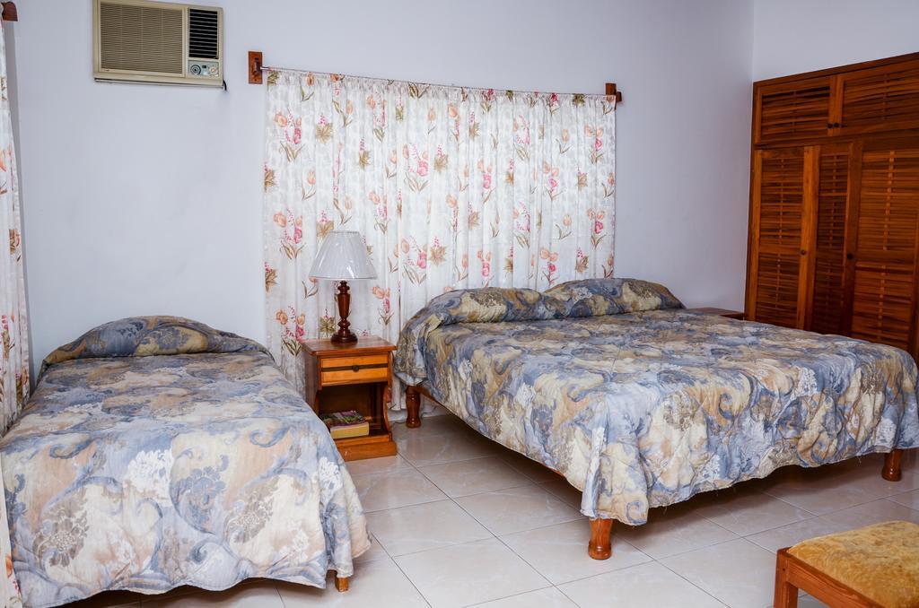 Vanvilla Guest House Negril Rum bild